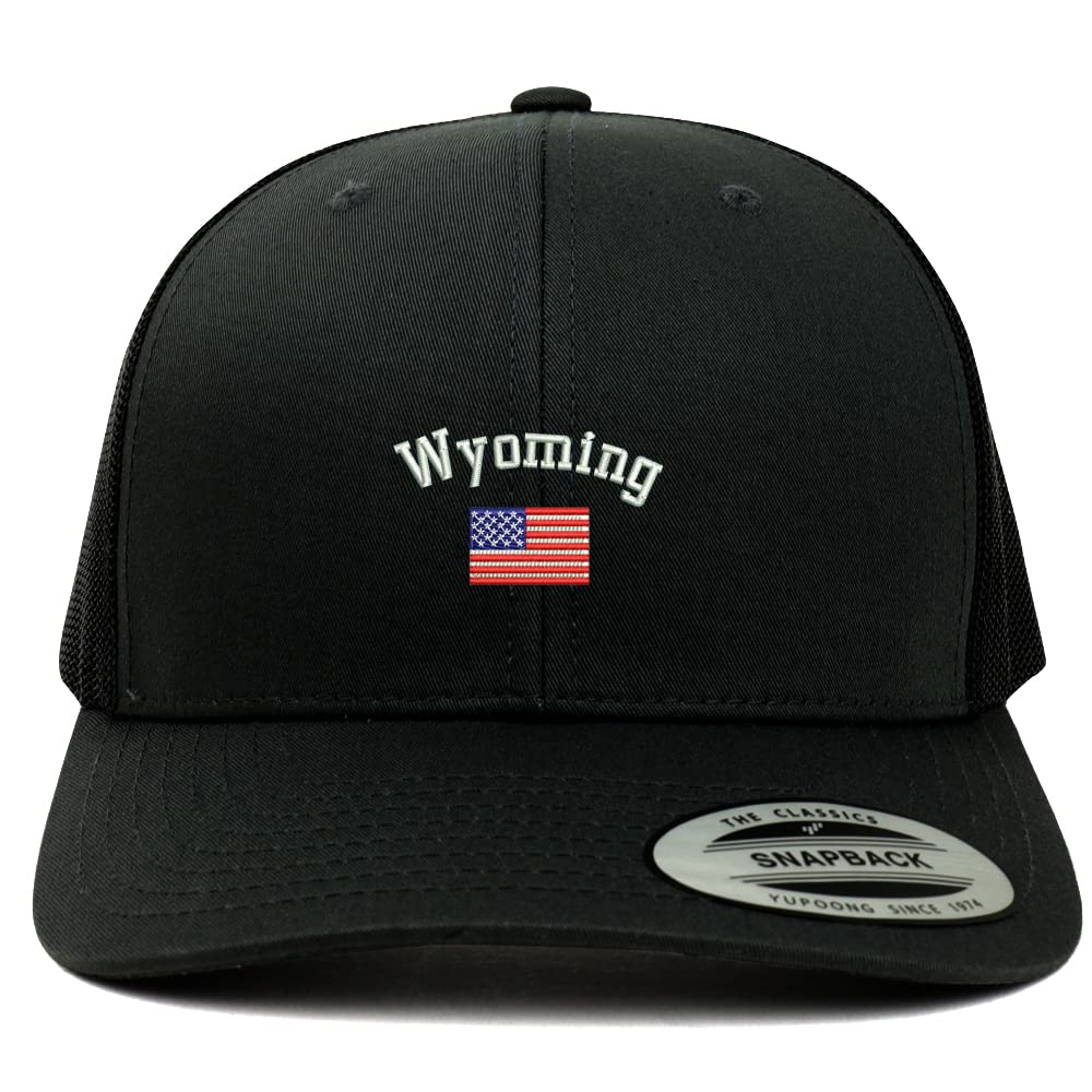 Trendy Apparel Shop Wyoming USA Flag 6 Panel Trucker Mesh Cap